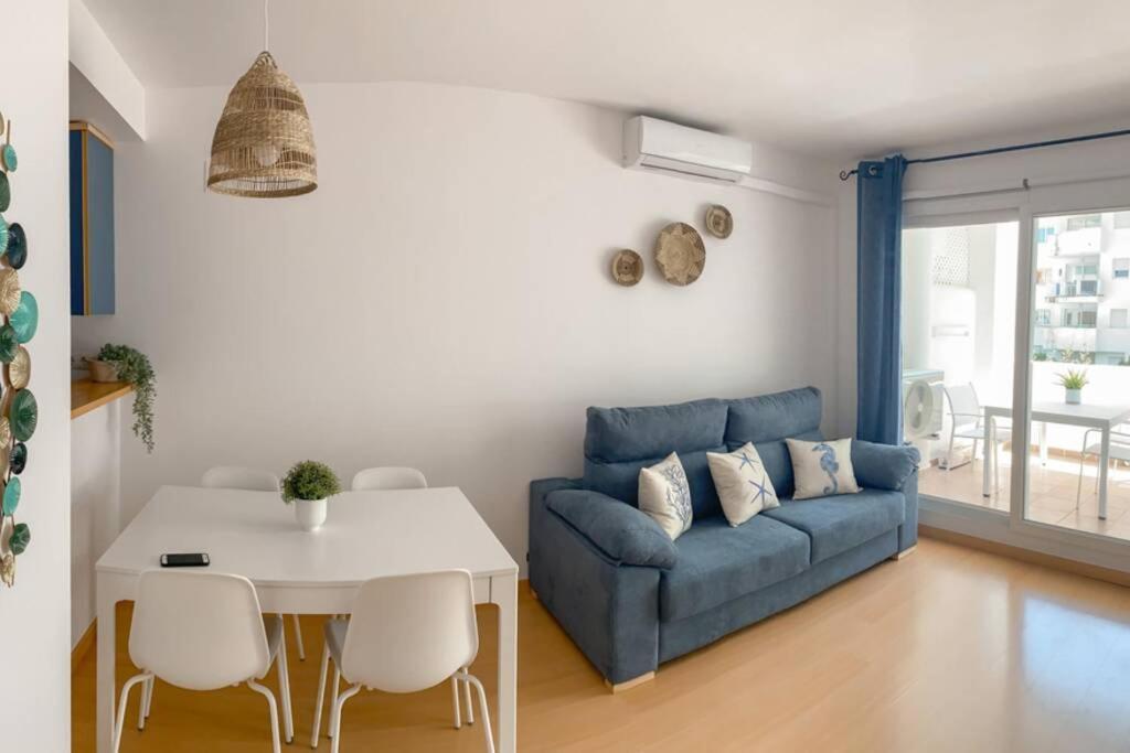 شقة Blue Marina - Terraza, Piscina Y Wifi Gratis روساس المظهر الخارجي الصورة